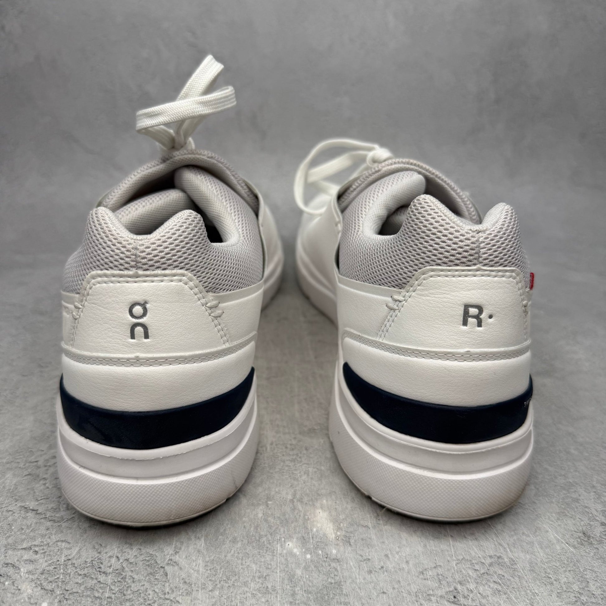 OnCloud On Running The Roger *pre - owned* SIZE 14 - Kicks Collective PA - On - 48-98974 - Men's Shoes - 14M/15.5W - Pre - Owned