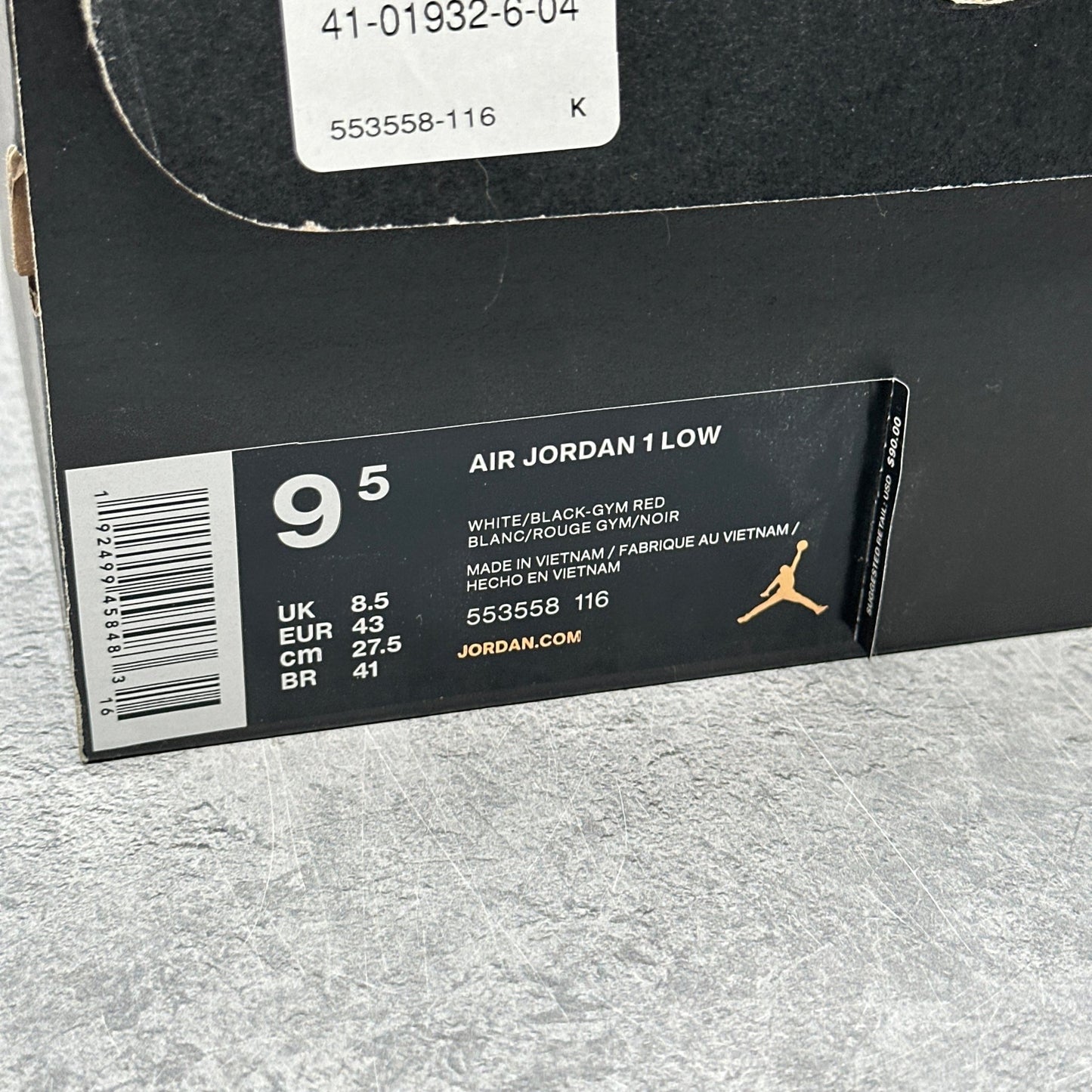 Jordan 1 Low Black Toe (2019) *pre - owned* SIZE 9.5 - Kicks Collective PA - Jordan - 553558-116 - Men's Shoes - 9.5M/11W - Pre - Owned