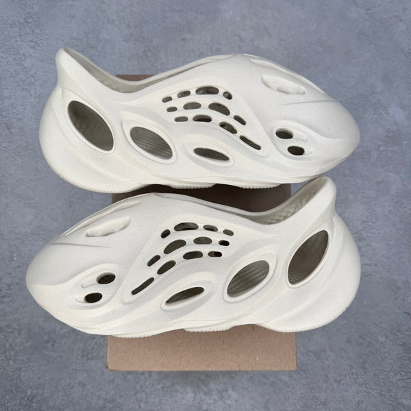 adidas Yeezy Foam RNNR Sand *pre - owned* SIZE 9 - Kicks Collective PA - adidas - FY4567 - Men's Shoes - 9M/10.5W - Pre - Owned