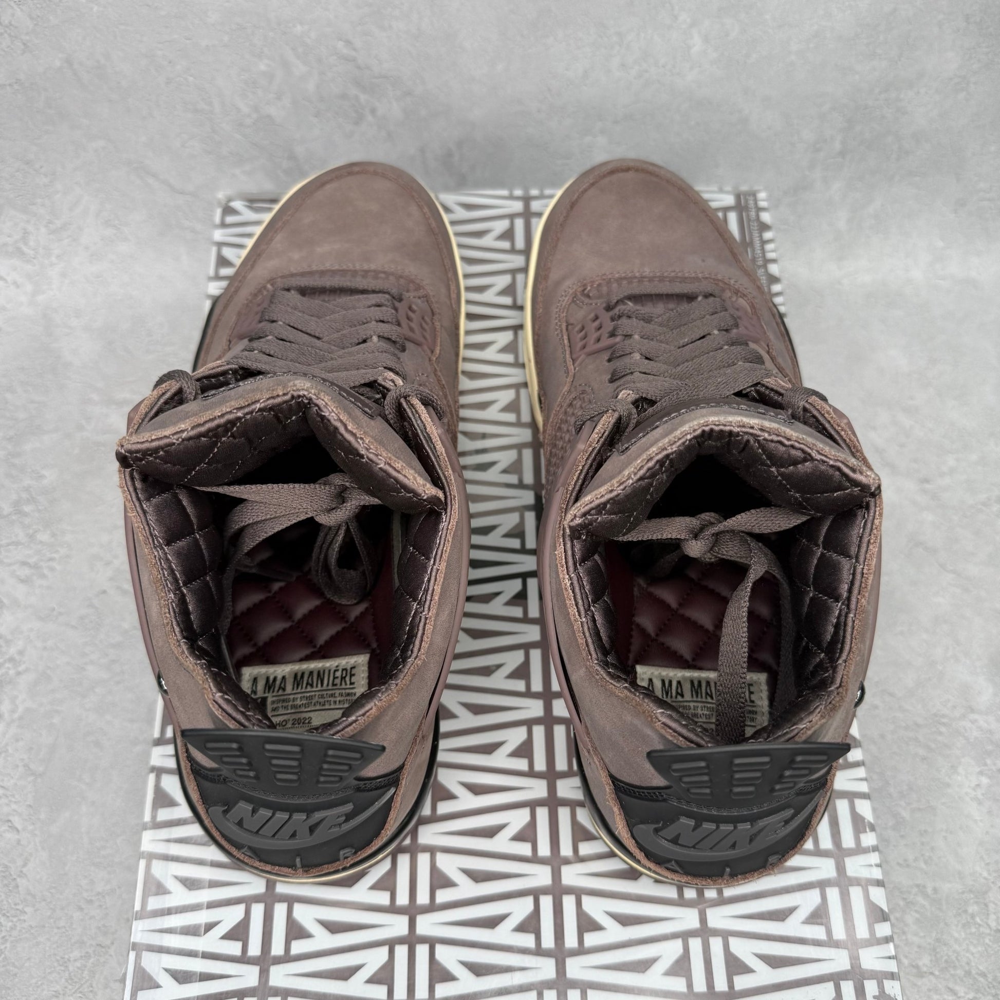 Jordan 4 Retro SP A Ma Maniére Violet Ore *pre - owned* SIZE 10 - Kicks Collective PA - Jordan - DV6773-220 - Men's Shoes - 10M/11.5W - Pre - Owned