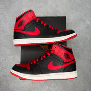 Jordan 1 Mid Alternate Bred (2022) pre-owned size 9.5