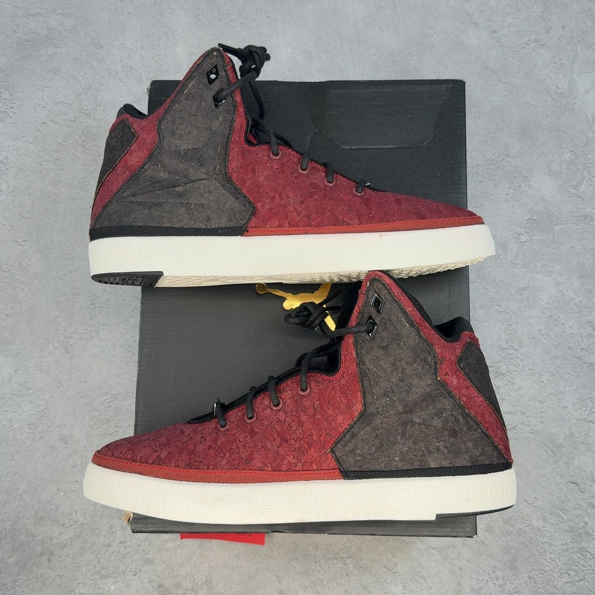 Nike LeBron 11 Lifestyle 'Red Cork' 10 (New) - front