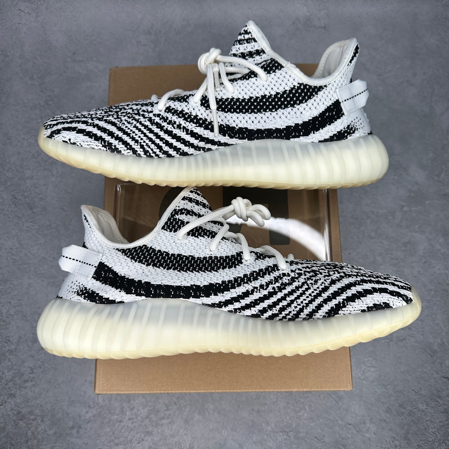 adidas Yeezy Boost 350 V2 Zebra