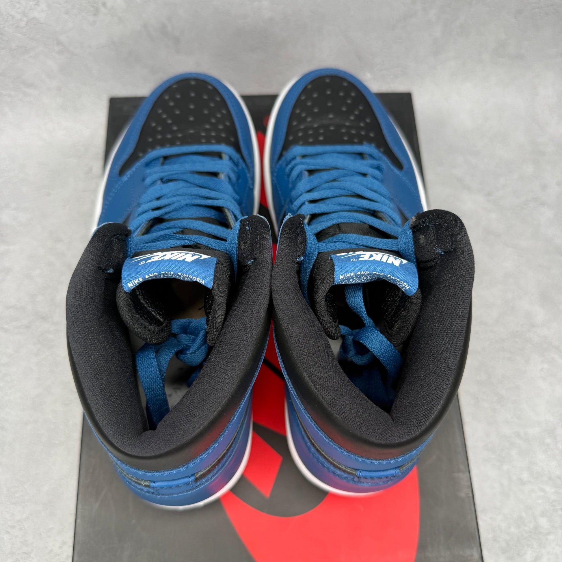 Jordan 1 Retro High OG Dark Marina Blue *pre - owned* SIZE 8 - Kicks Collective PA - Jordan - 555088-404 - Men's Shoes - 8M/9.5W - Pre - Owned