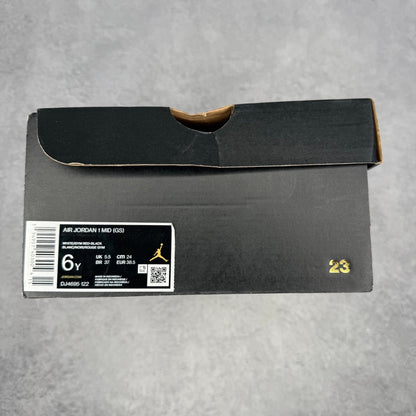 Jordan 1 Mid Gym Red Black White (GS) *pre - owned* SIZE 6Y - Kicks Collective PA - Jordan - DJ4695-122 - Kid's Shoes - 6Y - Pre - Owned