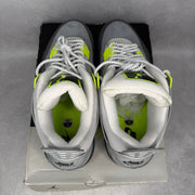 Jordan 4 Retro SE 95 Neon *pre-owned* SIZE 13