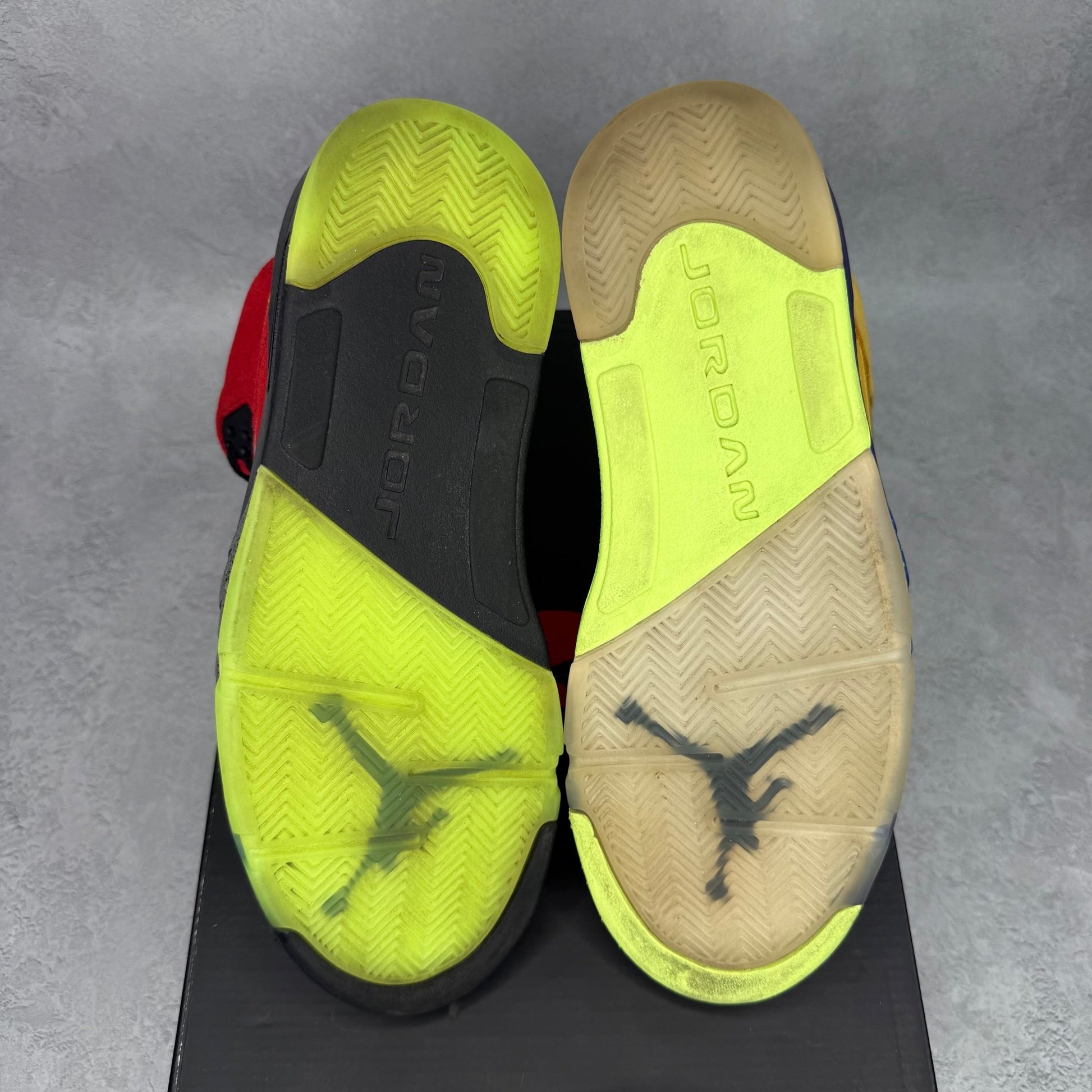 Jordan 5 Retro What The *pre - owned* SIZE 11 - Kicks Collective PA - Jordan - CZ5725-700 - Men's Shoes - 11M/12.5W - Pre - Owned