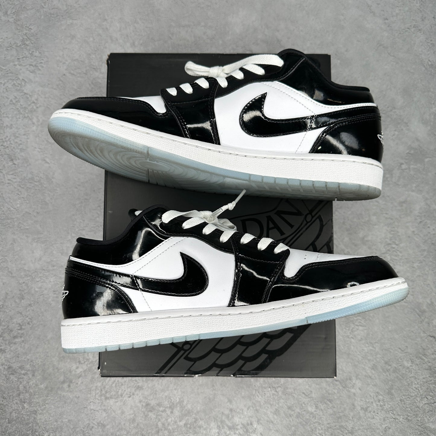 Jordan 1 Low SE Concord *pre-owned* SIZE 11