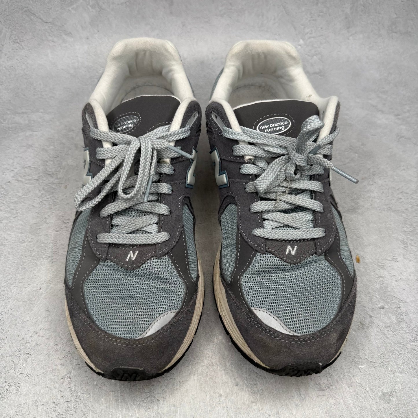 New Balance 2002R Magnent Lead *pre-owned* SIZE 11