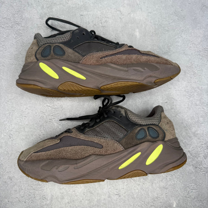 adidas Yeezy Boost 700 Mauve *pre - owned* SIZE 9 - Kicks Collective PA - adidas - EE9614 - Men's Shoes - 9M/10.5W - Pre - Owned - No Box