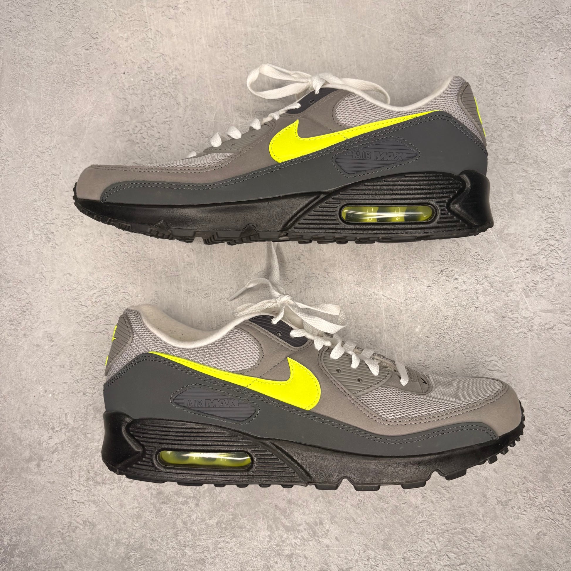 Nike Air Max 90 Neon *pre-owned* SIZE 12