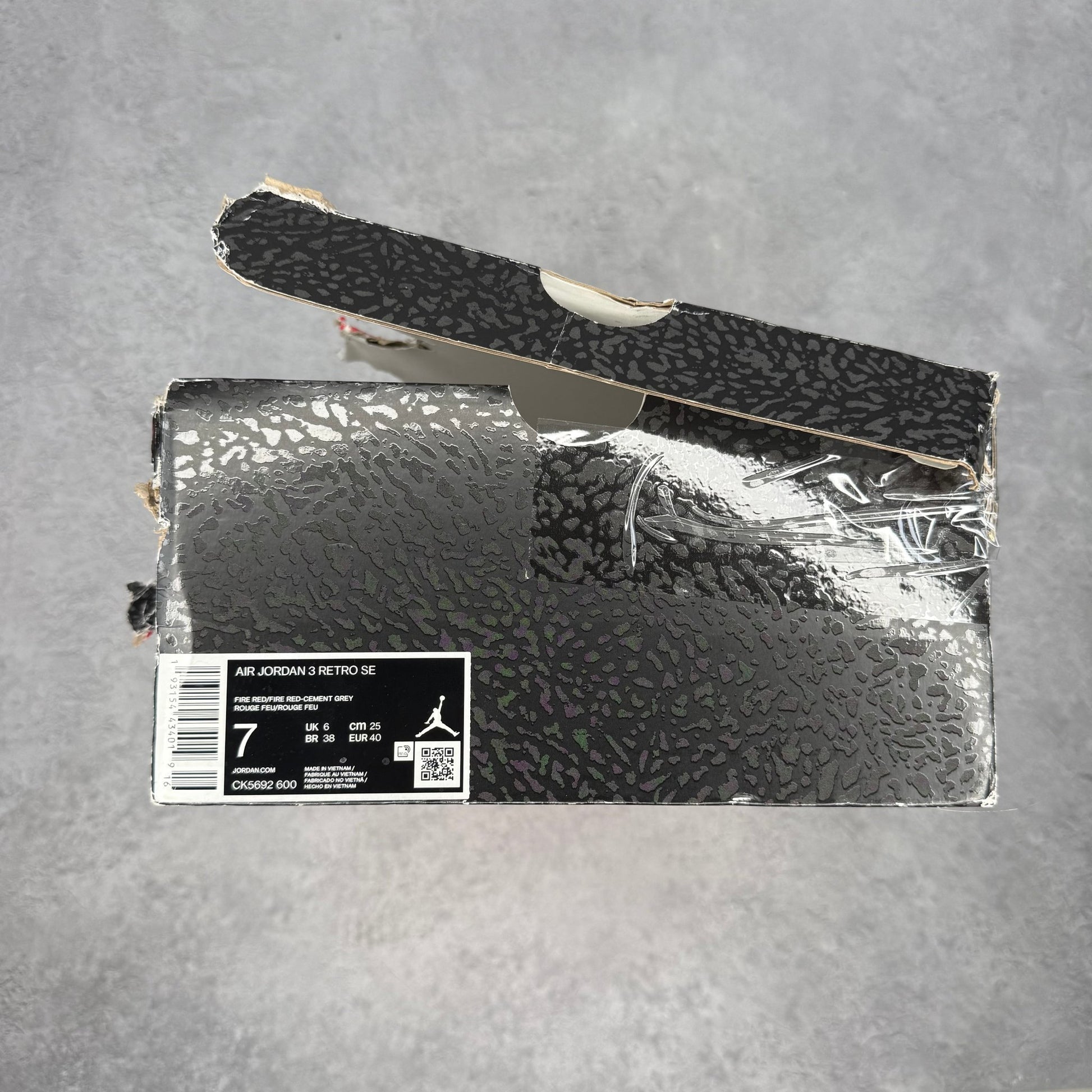 Jordan 3 Retro SE Unite - Kicks Collective PA - Jordan - CK5692-600 - Men's Shoes - 7M/8.5W - Brand New - Original Box (Damaged)