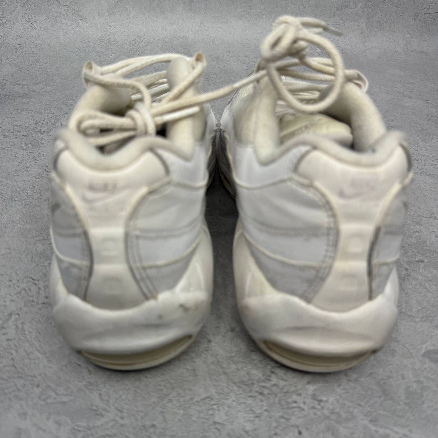 Nike Air Max 95 Recraft Triple White (GS) *pre - owned* SIZE 7Y - Kicks Collective PA - Nike - CJ3906 - 100 - Kid's Shoes - 7Y - Pre - Owned