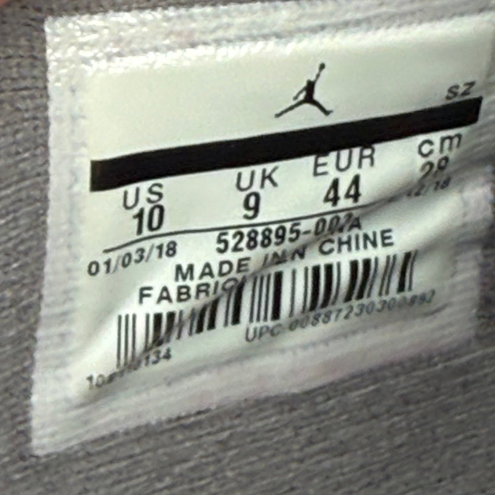 Jordan 11 Retro Low Cool Grey *pre - owned* SIZE 11 - Kicks Collective PA - Jordan - 528895-003 - Men's Shoes - 11M/12.5W - Pre - Owned