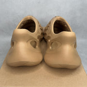 adidas Yeezy Foam RNR Clay Taupe 9 (Pre-Owned) - Image 4