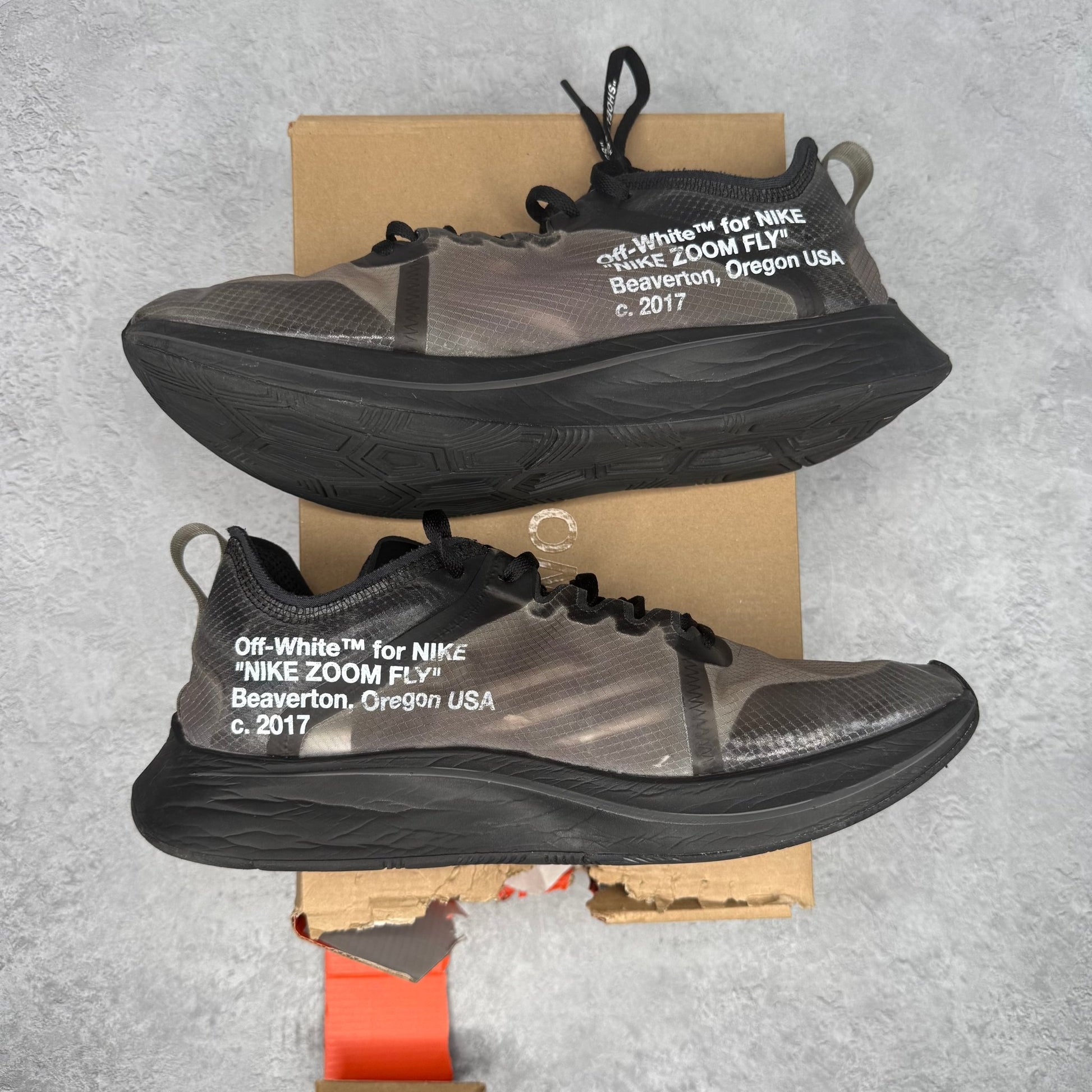 Nike Zoom Fly Off - White Black Silver *pre - owned* SIZE 10 - Kicks Collective PA - Nike - AJ4588-001 - Men's Shoes - 10M/11.5W - Pre - Owned