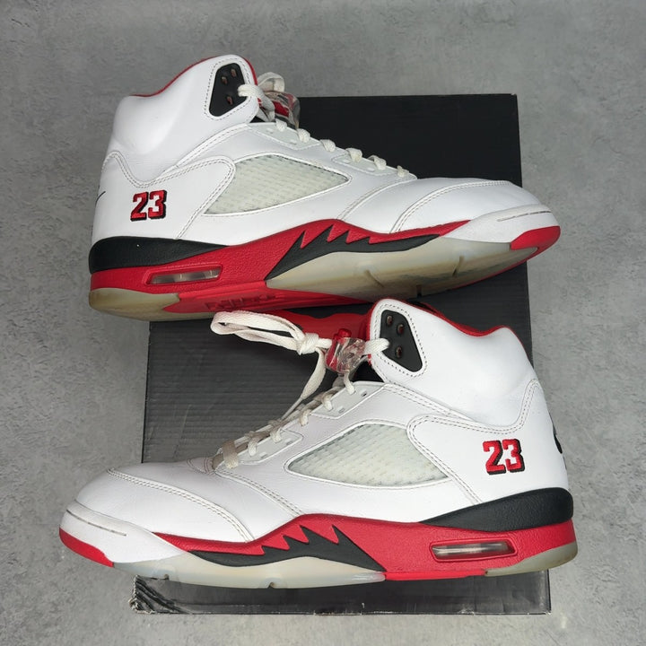 Jordan 5 Retro Fire Red Black Tongue (2025) 11 (Pre-Owned) - Kicks Collective PA - Jordan - HQ7978-101-11-PO-9 - Pre-Owned Sneakers - 11M / 12.5W