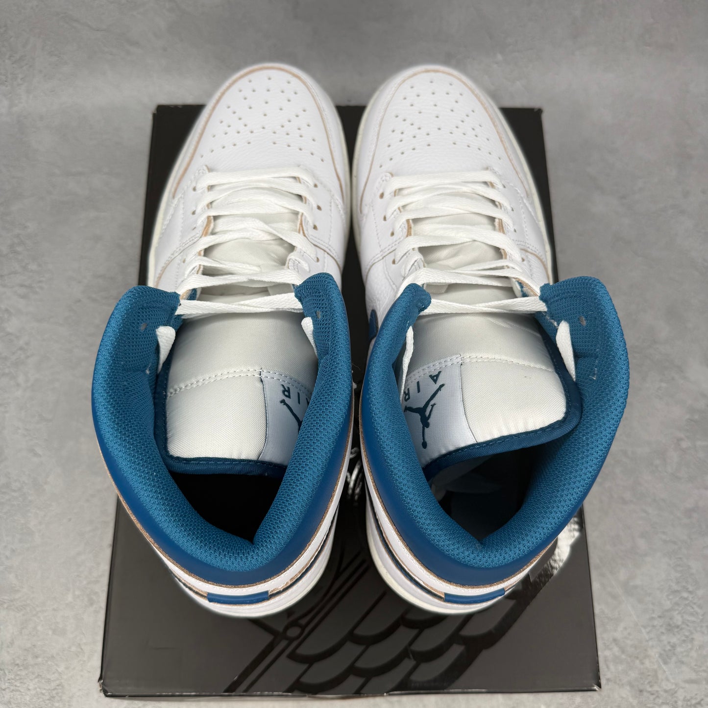 Jordan 1 Mid SE Industrial Blue VNDS *pre-owned* SIZE 13