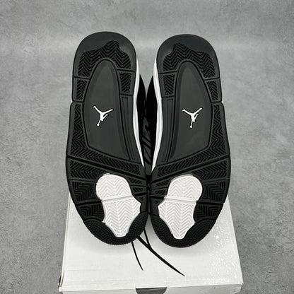 Jordan 4 Retro White Thunder CLEAN *pre - owned* SIZE 8 - Kicks Collective PA - Jordan - FQ8138-001 - Men's Shoes - 8M/9.5W - Pre - Owned