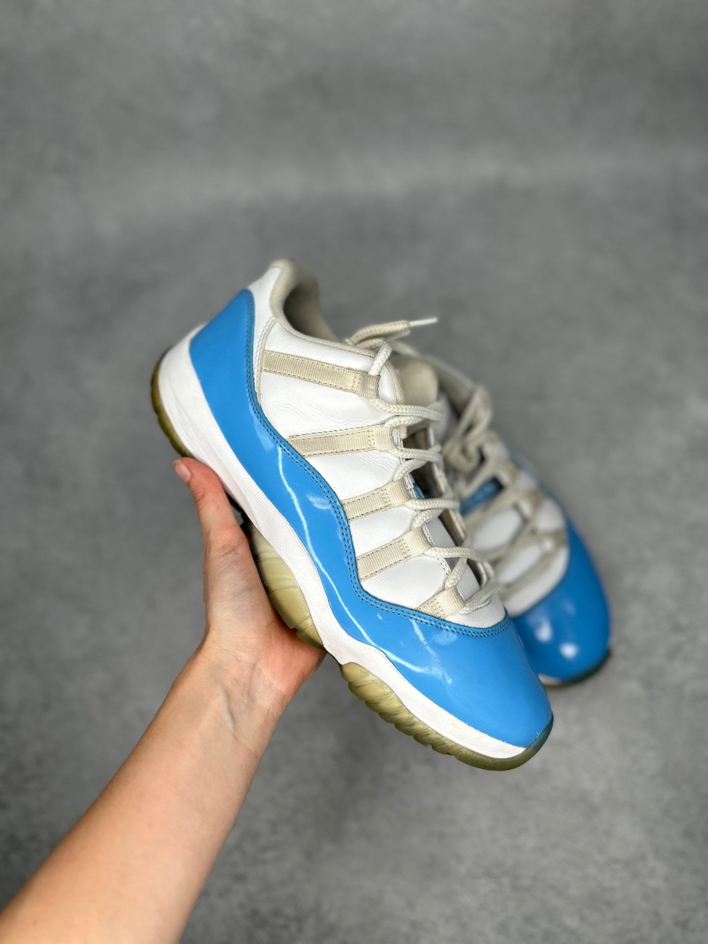 Jordan 11 Retro Low University Blue (2017) NO INSOLES *pre - owned* SIZE 10 - Kicks Collective PA - Jordan - 528895 - 106 - Men's Shoes - 10M/11.5W - Pre - Owned
