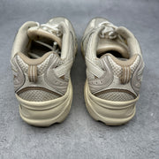 New Balance 530 Beige Angora *pre-owned* SIZE 10.5