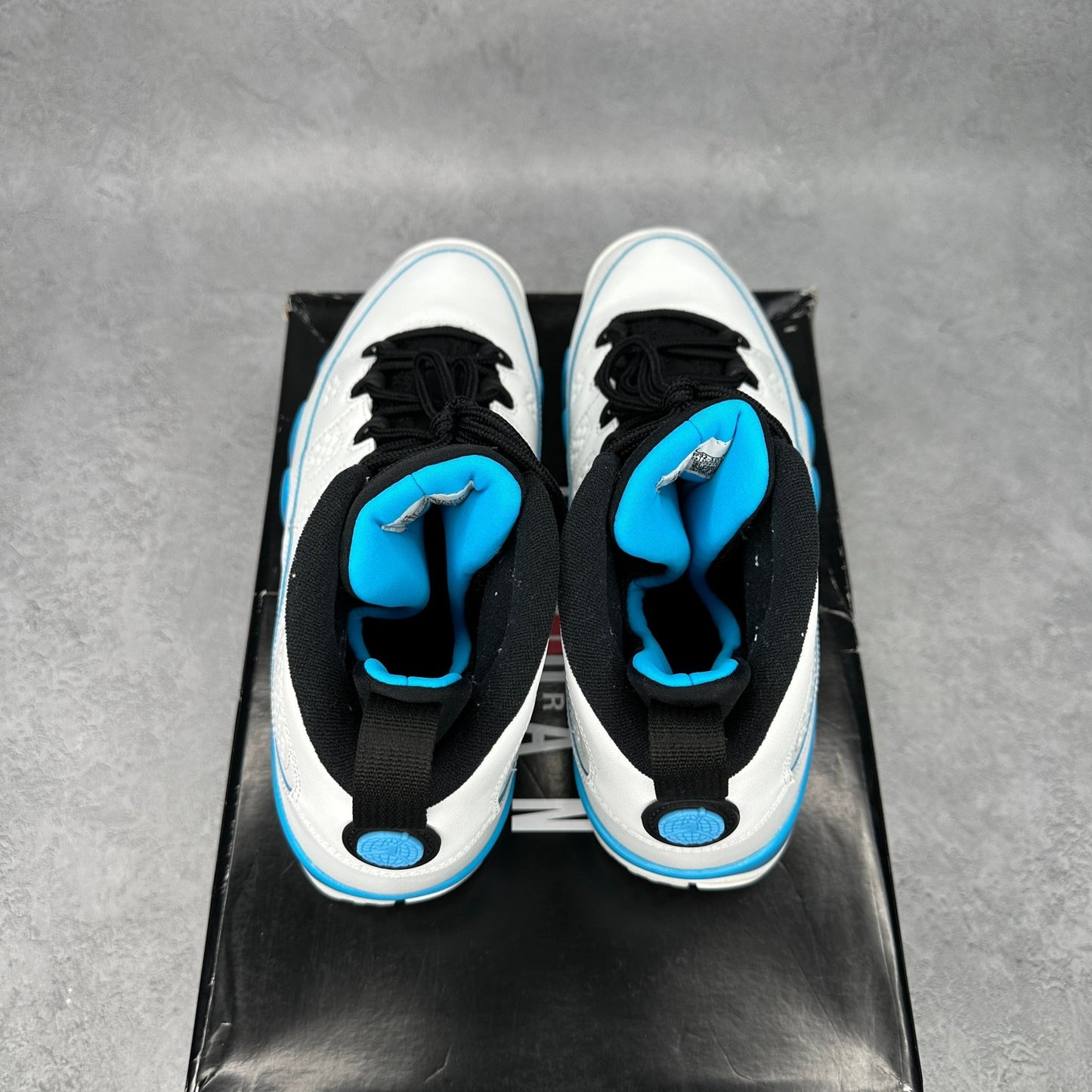 Jordan 9 Retro Powder Blue (2024) *pre - owned* SIZE 9.5 - Kicks Collective PA - Jordan - FQ8992-101 - Men's Shoes - 9.5M/11W - Pre - Owned - Original Box (Damaged)