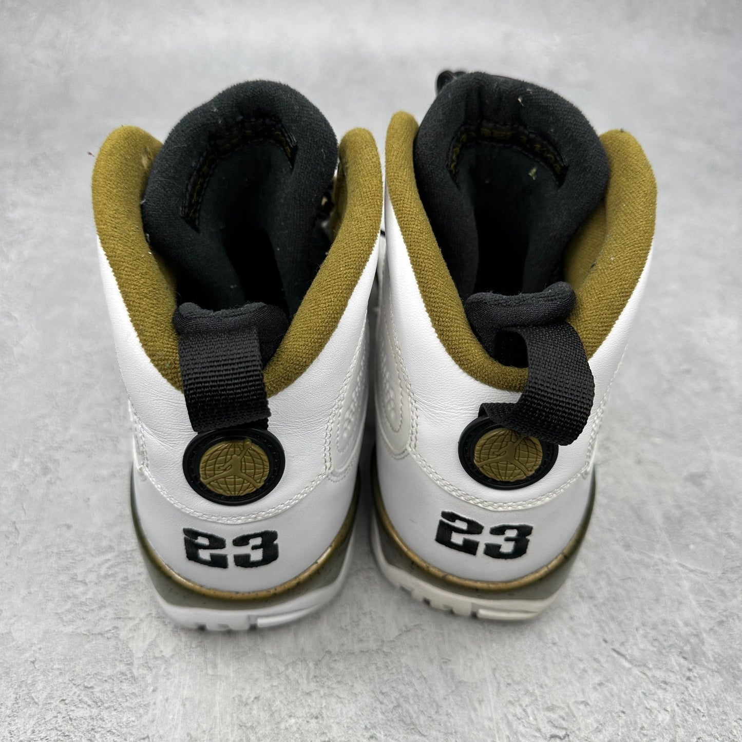 Jordan 9 Retro Statue *pre - owned* SIZE 9.5 - Kicks Collective PA - Jordan - 302370-109 - Men's Shoes - 9.5M/11W - Pre - Owned - No Box