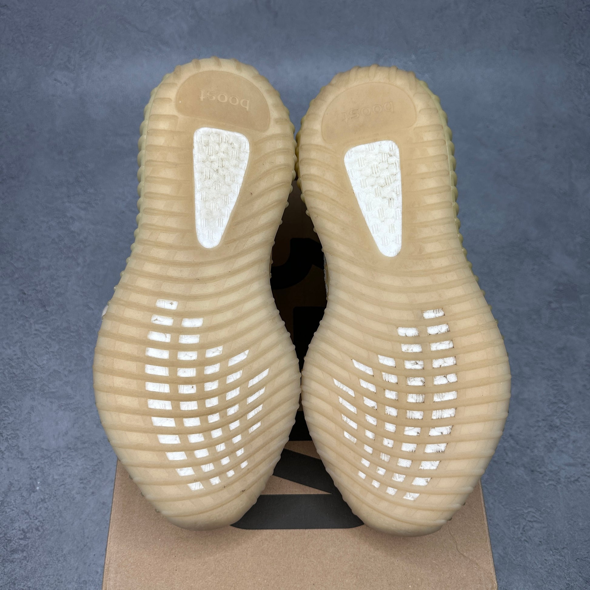 adidas Yeezy Boost 350 V2 MX Oat *pre-owned* SIZE 9