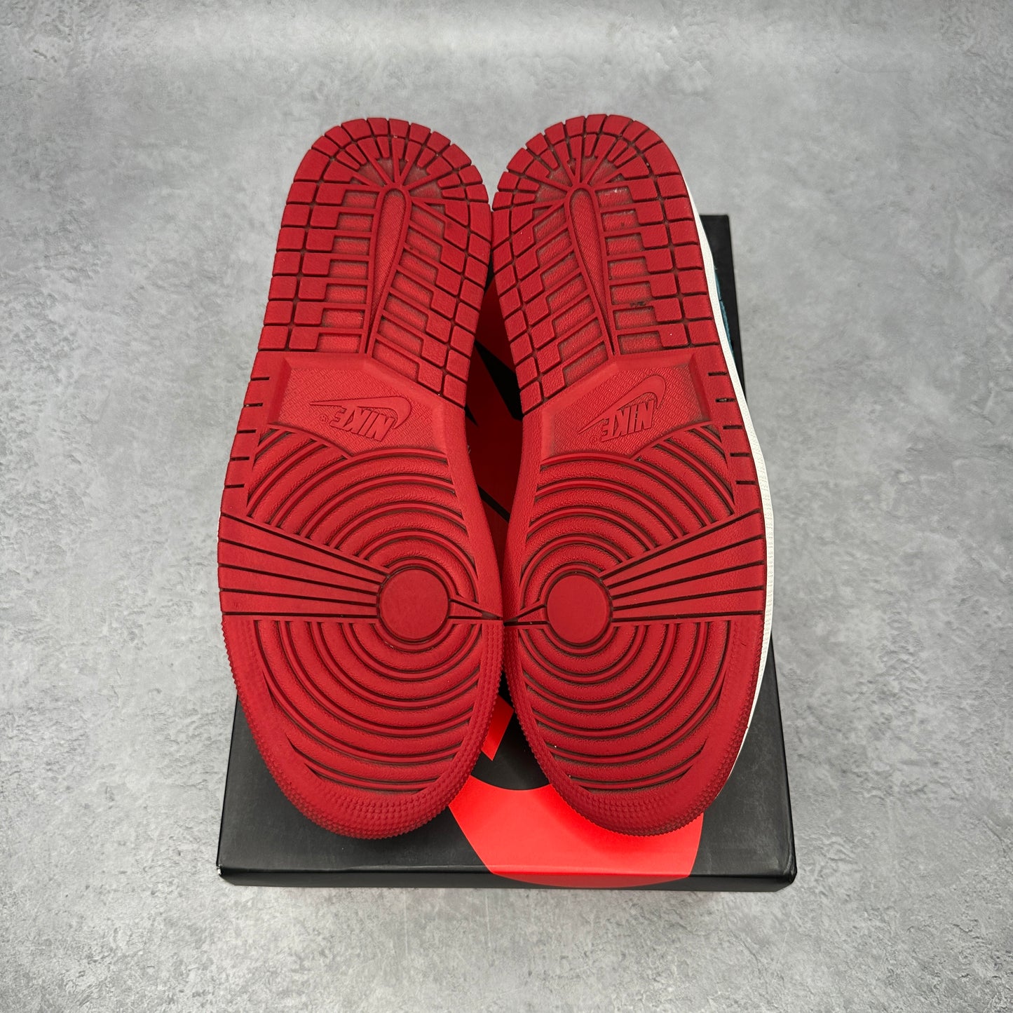 Jordan 1 Retro Low OG NC to Chi (Women's) *pre-owned* SIZE 9.5W