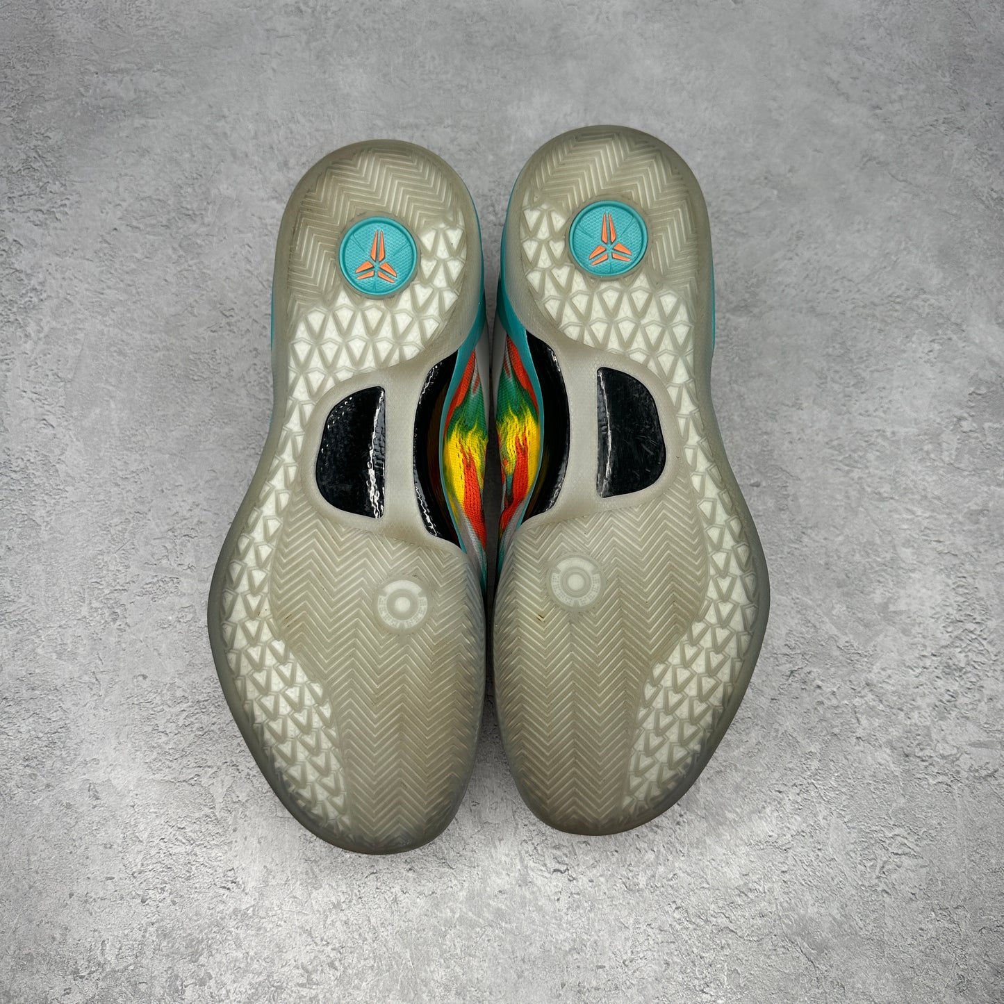 Nike Kobe 8 Protro Venice Beach (2024) *pre-owned* SIZE 11