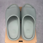 adidas Yeezy Slide Salt pre-owned size 10