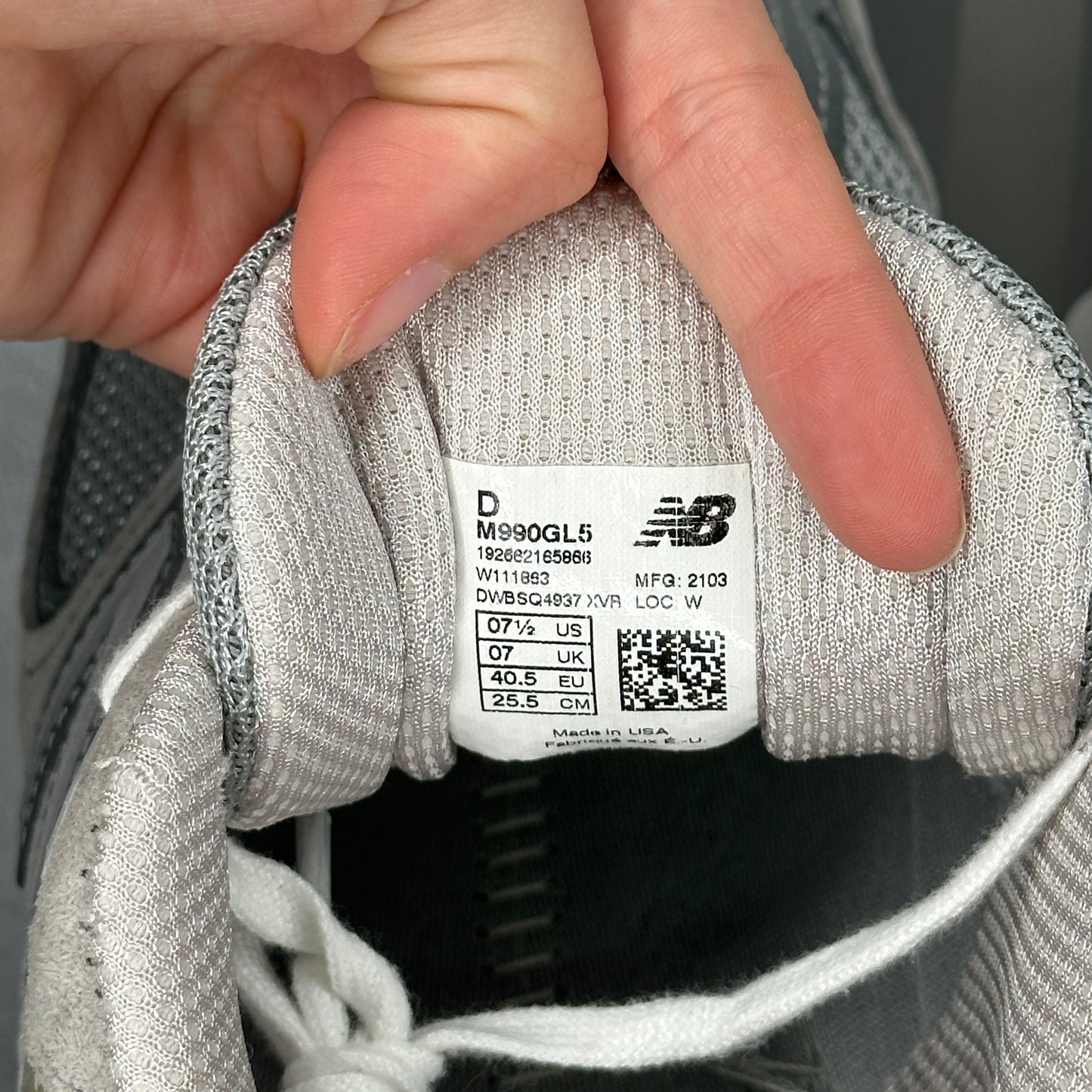 New Balance 990v5 Grey *pre-owned* SIZE 7.5