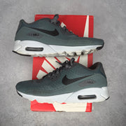 Nike Air Max 90 Ultra Essential 'Hasta' *pre-owned* SIZE 8