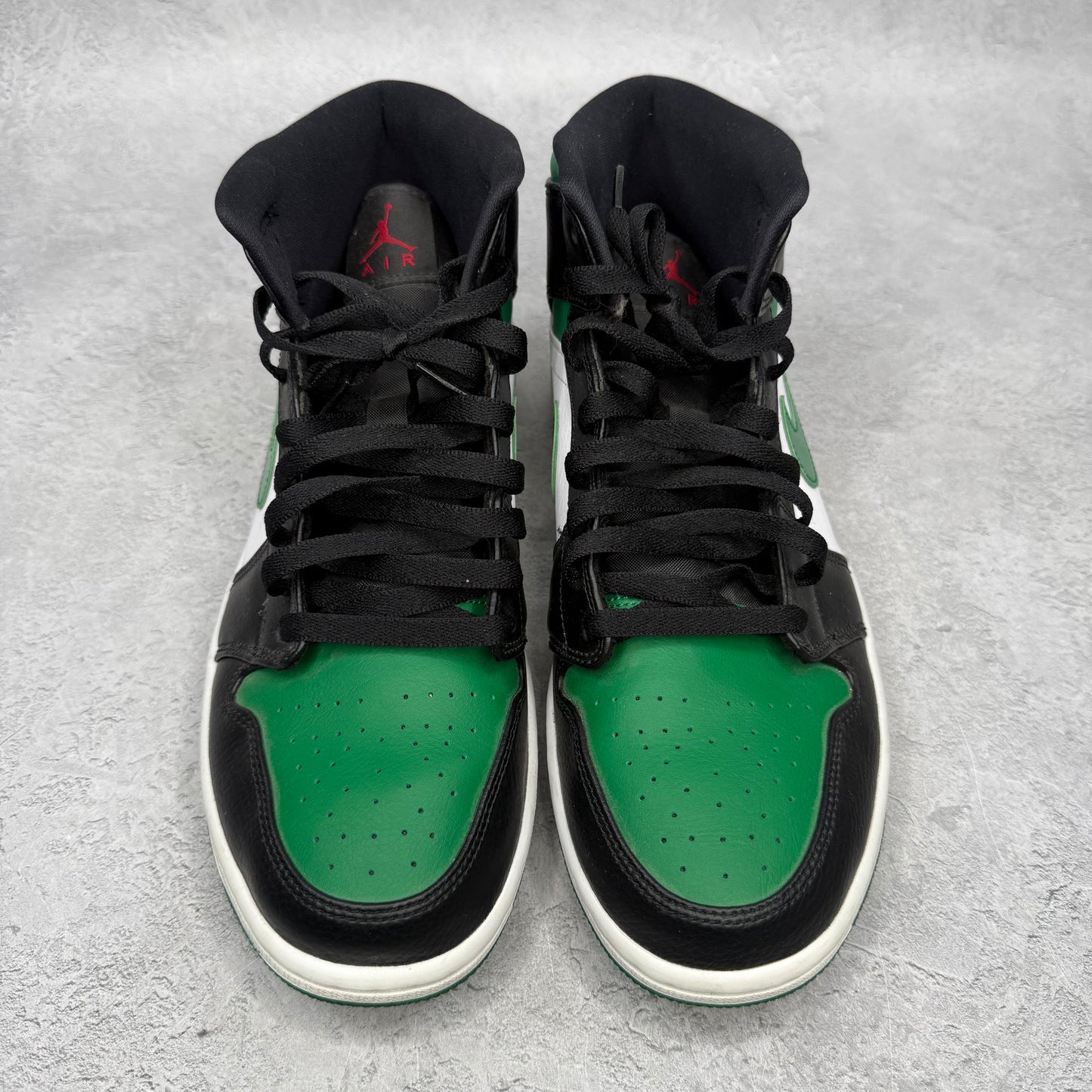 Jordan 1 Mid Green Toe *pre-owned* SIZE 10