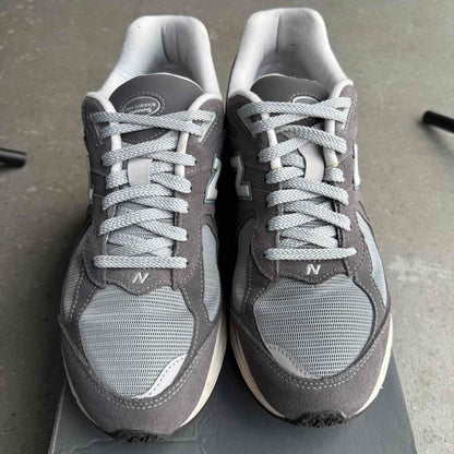 New Balance 2002R Magnent Lead *pre-owned* SIZE 11.5