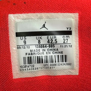 Jordan 3 Retro Crimson *pre-owned* SIZE 9