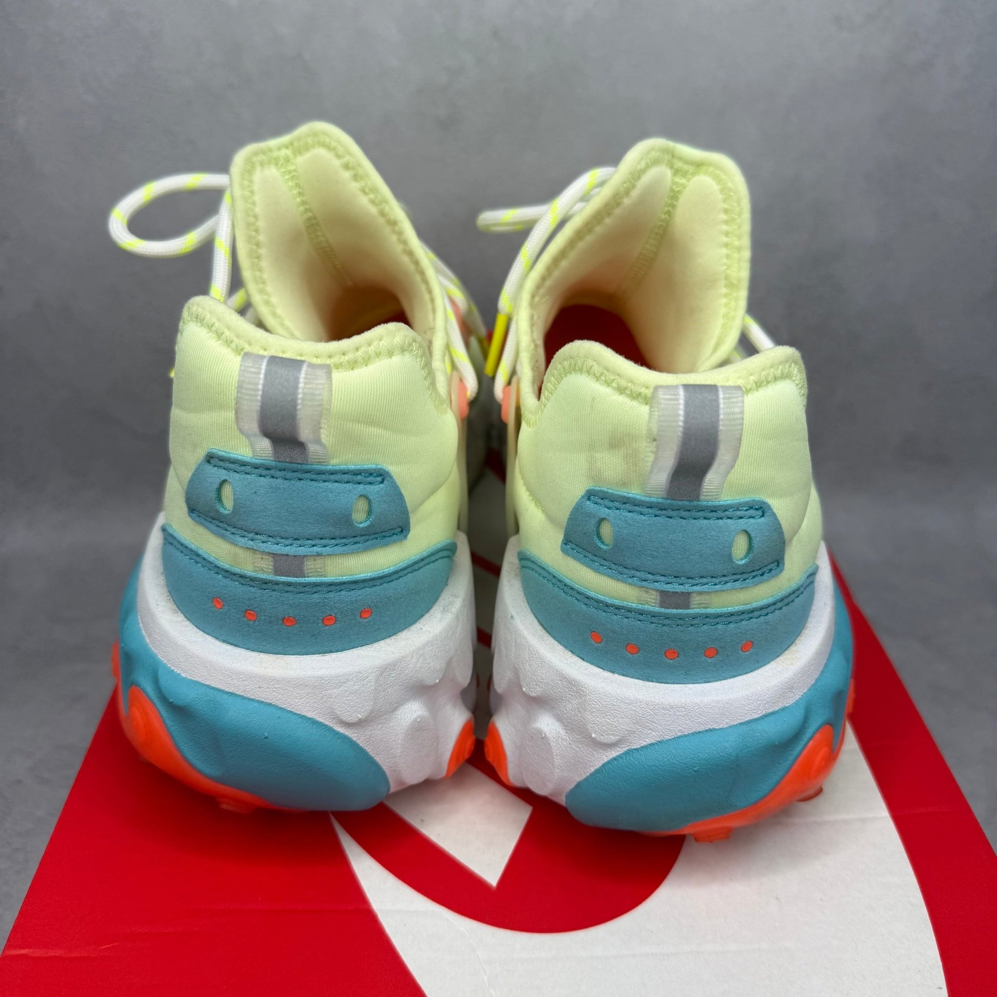 Nike React Presto Barely Volt *pre - owned* SIZE 10.5 - Kicks Collective PA - Nike - AV2605-700 - Men's Shoes - 10.5M/12W - Pre - Owned