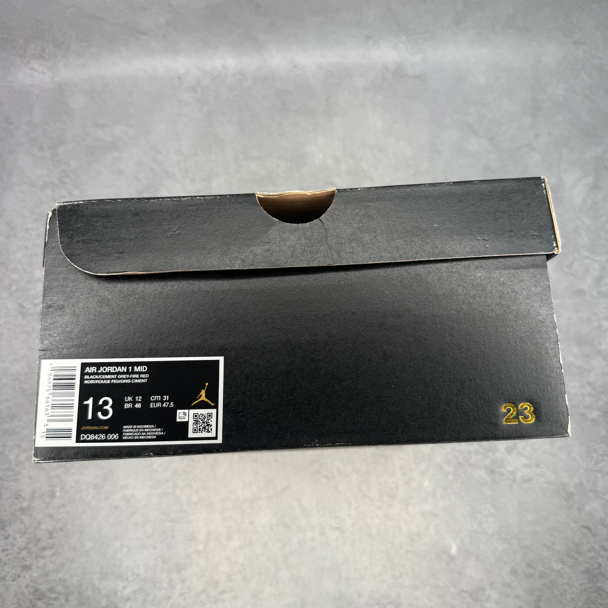 Jordan 1 Mid Bred Shadow *pre-owned* SIZE 13