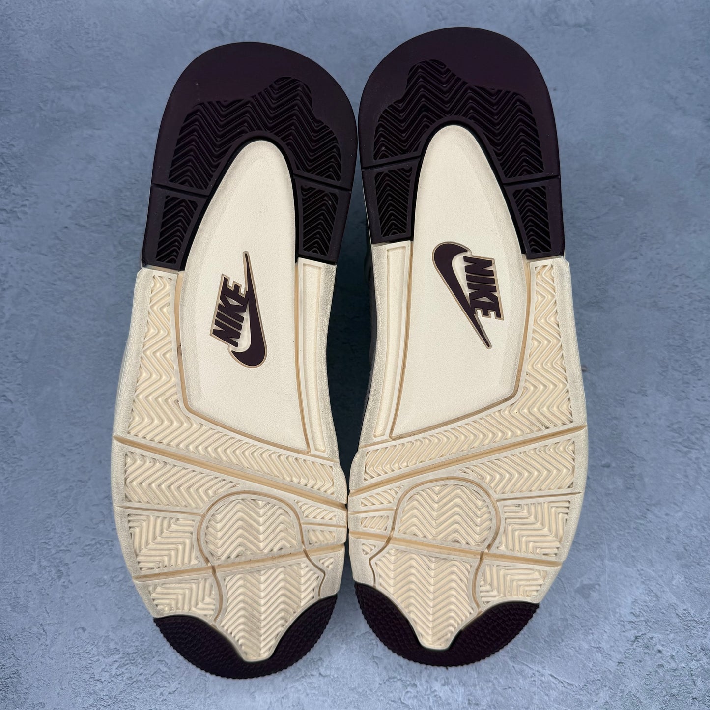 Jordan 4 Retro OG SP A Ma Maniére While You Were Sleeping (Women's) *pre-owned* SIZE 11M/12.5W