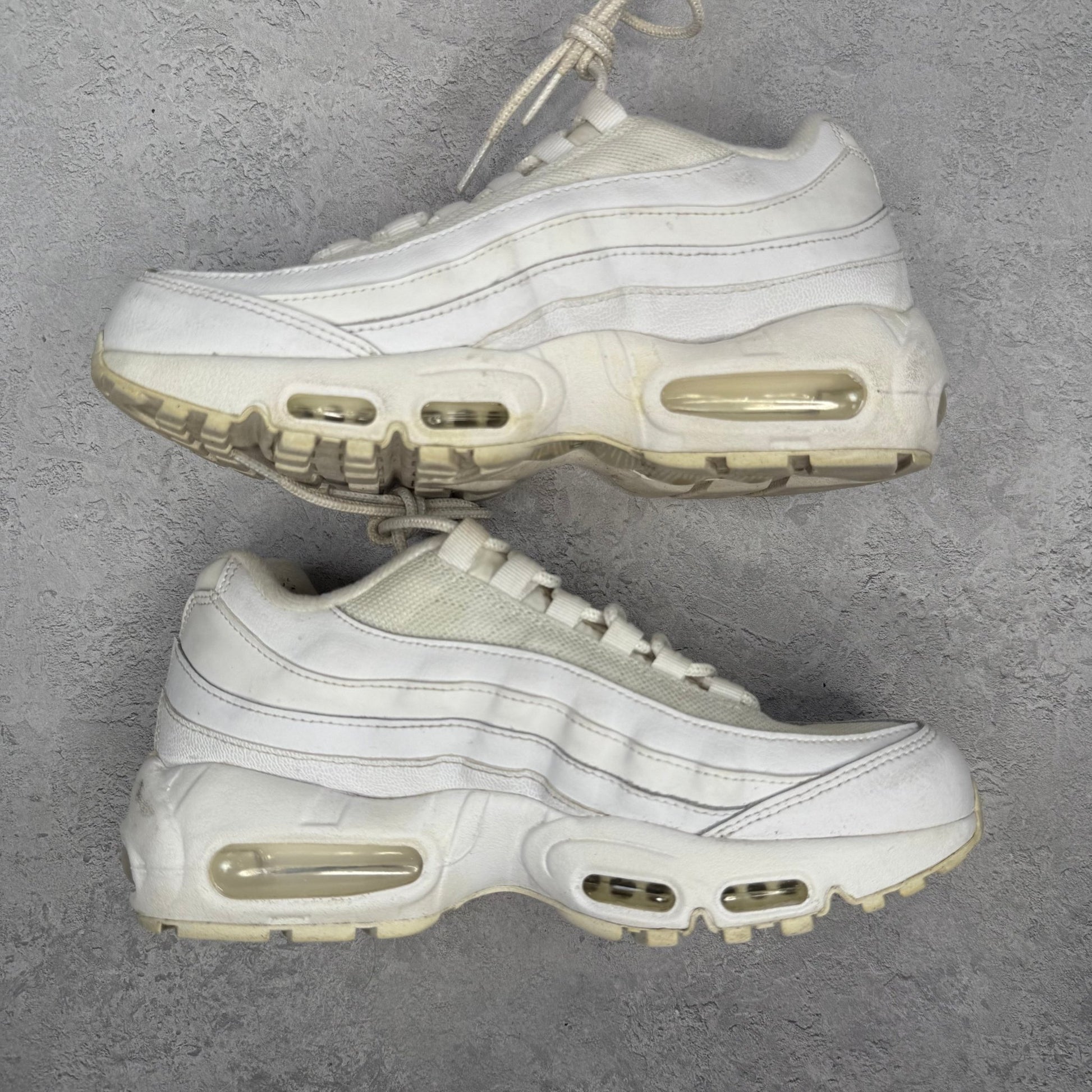 Nike Air Max 95 Recraft Triple White (GS) *pre - owned* SIZE 7Y - Kicks Collective PA - Nike - CJ3906 - 100 - Kid's Shoes - 7Y - Pre - Owned