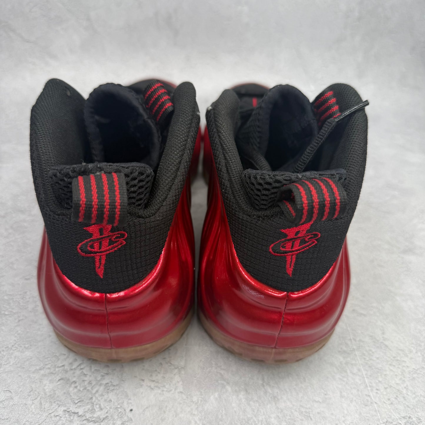 Nike Air Foamposite One Metallic Red (2012) *pre-owned* SIZE 10