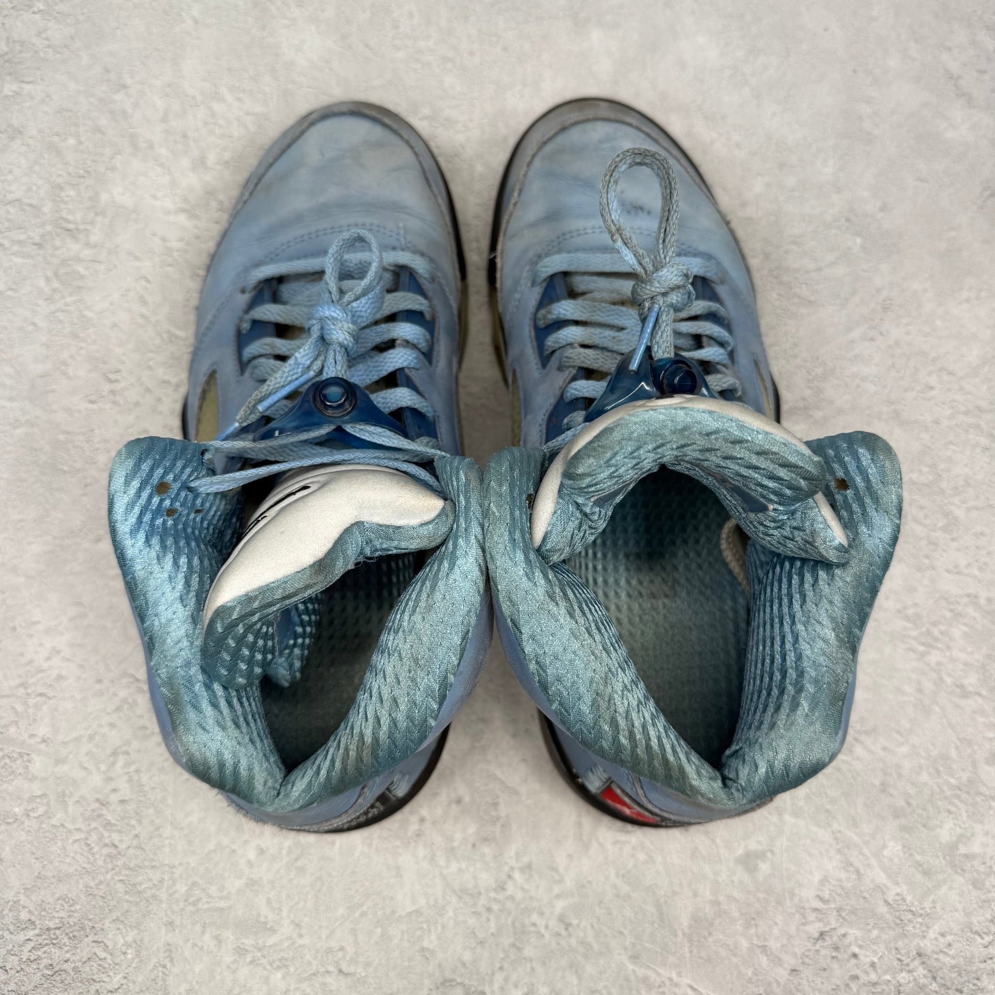 Jordan 5 Retro UNC University Blue *pre - owned* SIZE 8 - Kicks Collective PA - Jordan - DV1310-401 - Men's Shoes - 8M/9.5W - Pre - Owned