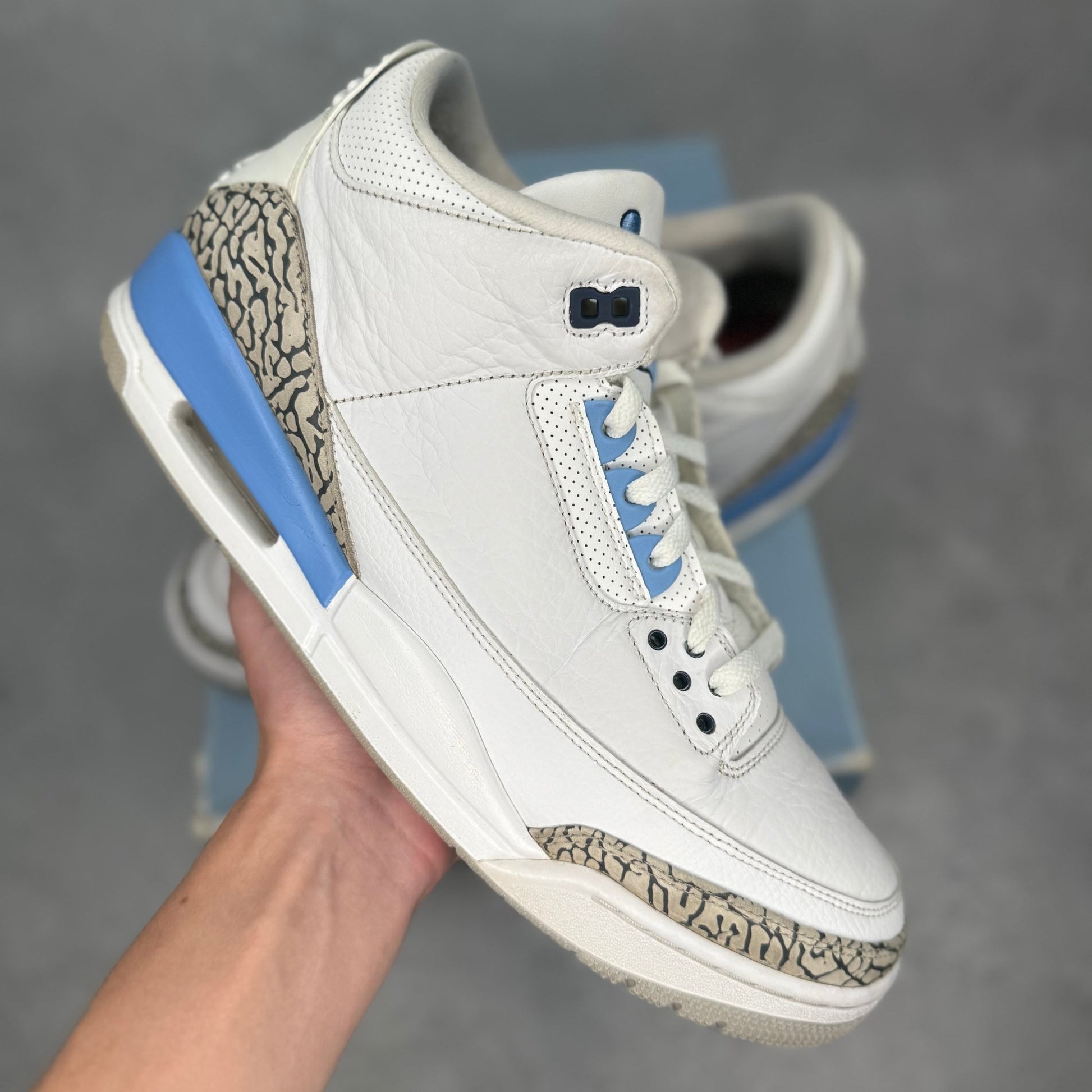 Jordan 3 Retro UNC (2020) *pre - owned* SIZE 13 - Kicks Collective PA - Jordan - CT8532 - 104 - Men's Shoes - 13M/14.5W - Pre - Owned