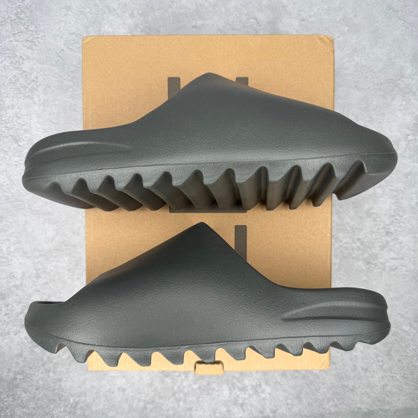 adidas Yeezy Slide Dark Onyx