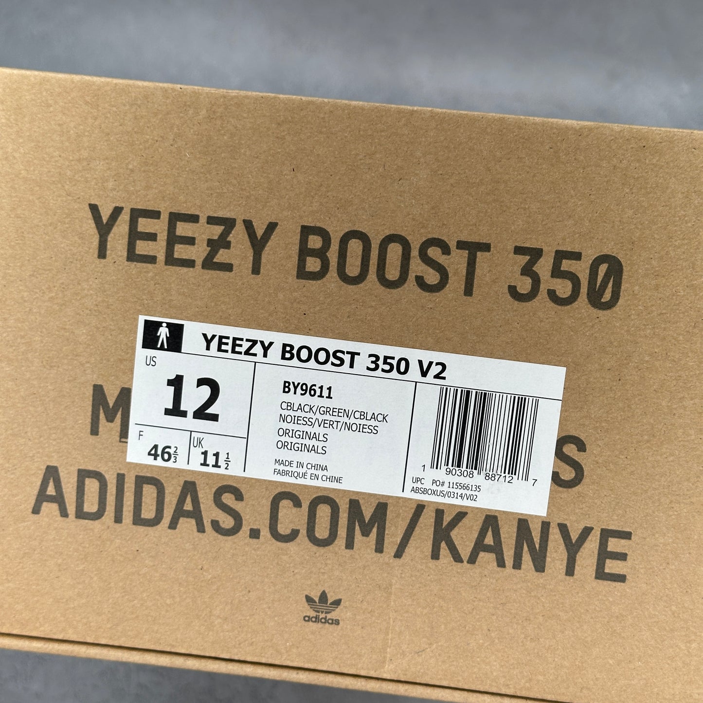 adidas Yeezy Boost 350 V2 Core Black Green VNDS *pre-owned* SIZE 12
