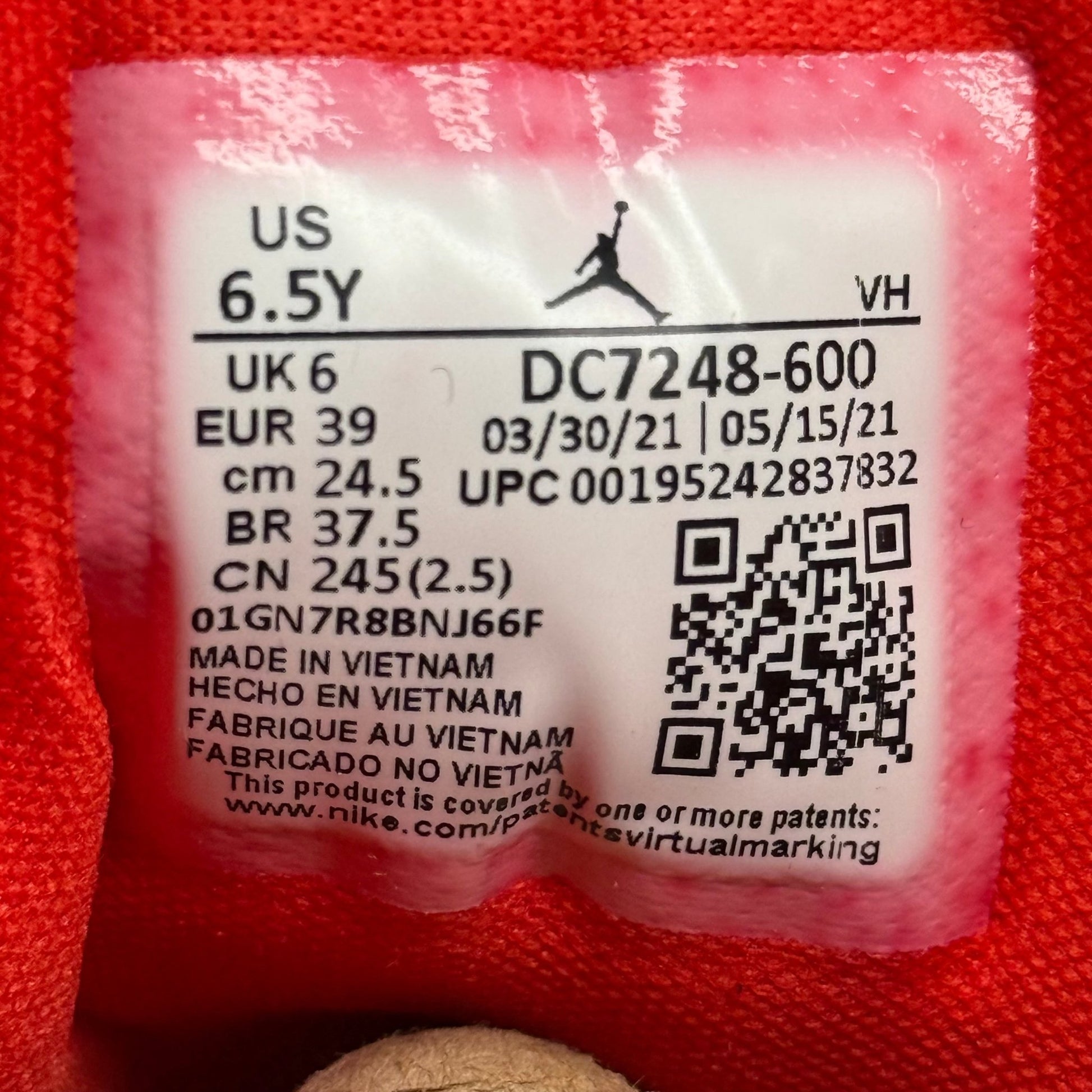 Jordan 1 Mid Barcelona Sweater Red Patent (GS) *pre - owned* SIZE 6.5Y - Kicks Collective PA - Jordan - DC7248-600 - Kid's Shoes - 6.5Y - Pre - Owned