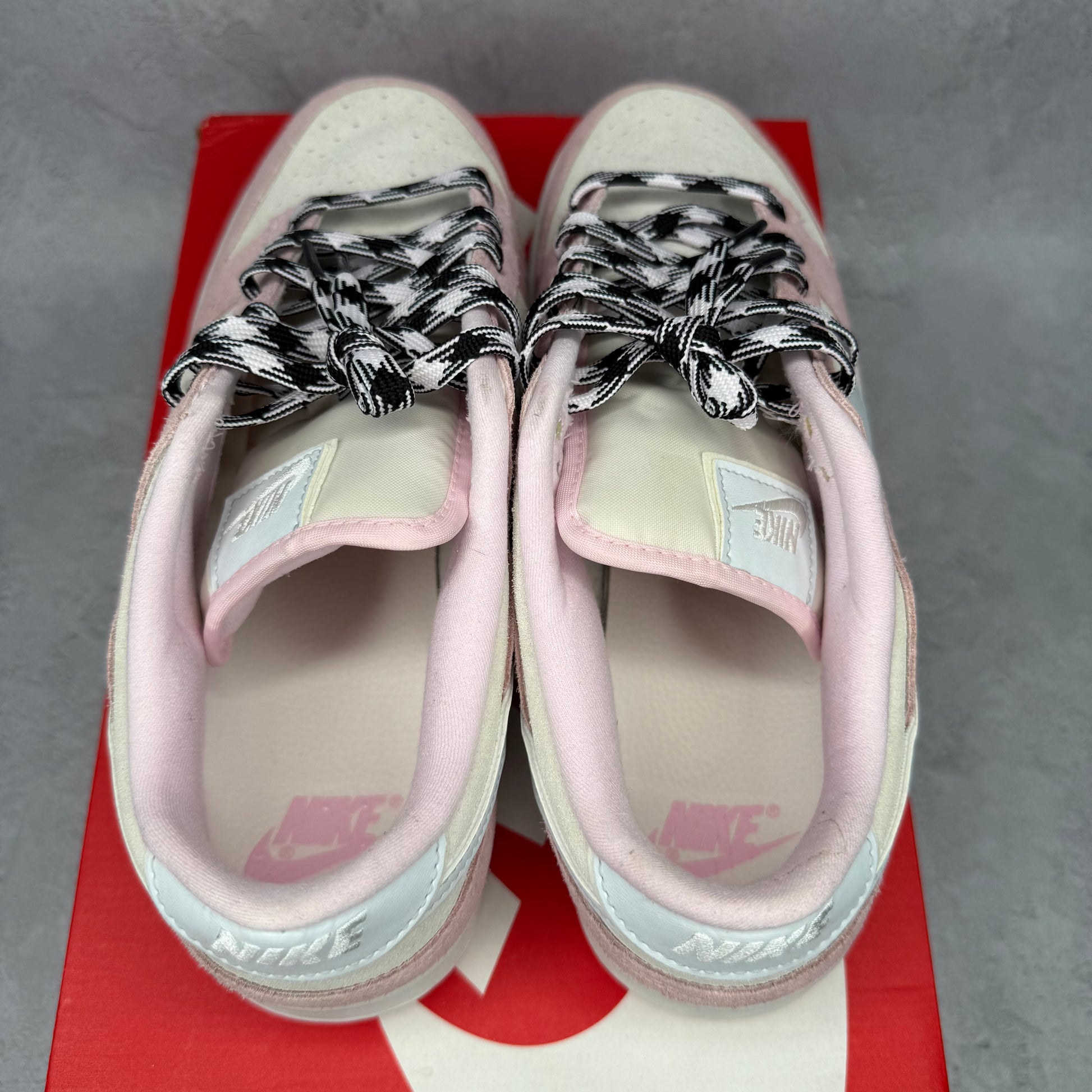 Nike Dunk Low LX Pink Foam (Women's) VNDS *pre-owned* SIZE 10M/11.5W