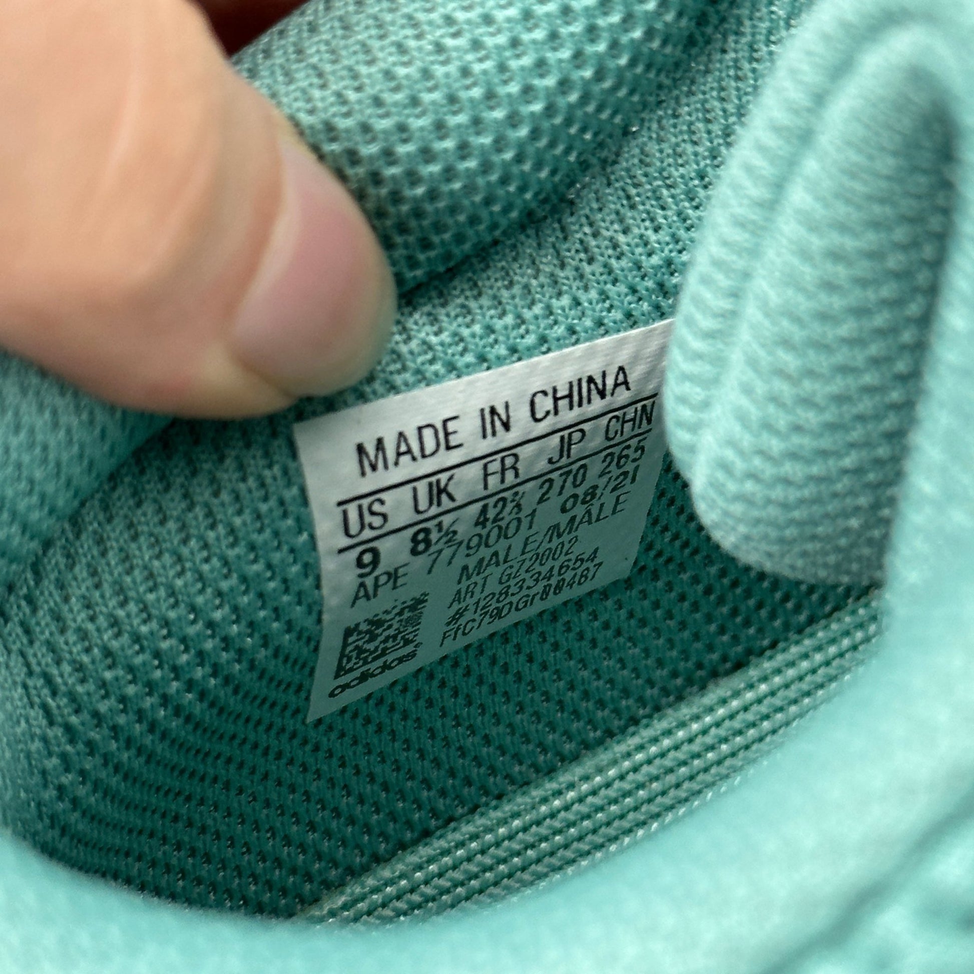 adidas Yeezy Boost 700 Faded Azure *pre - owned* SIZE 9 - Kicks Collective PA - adidas - GZ2002 - Men's Shoes - 9M/10.5W - Pre - Owned