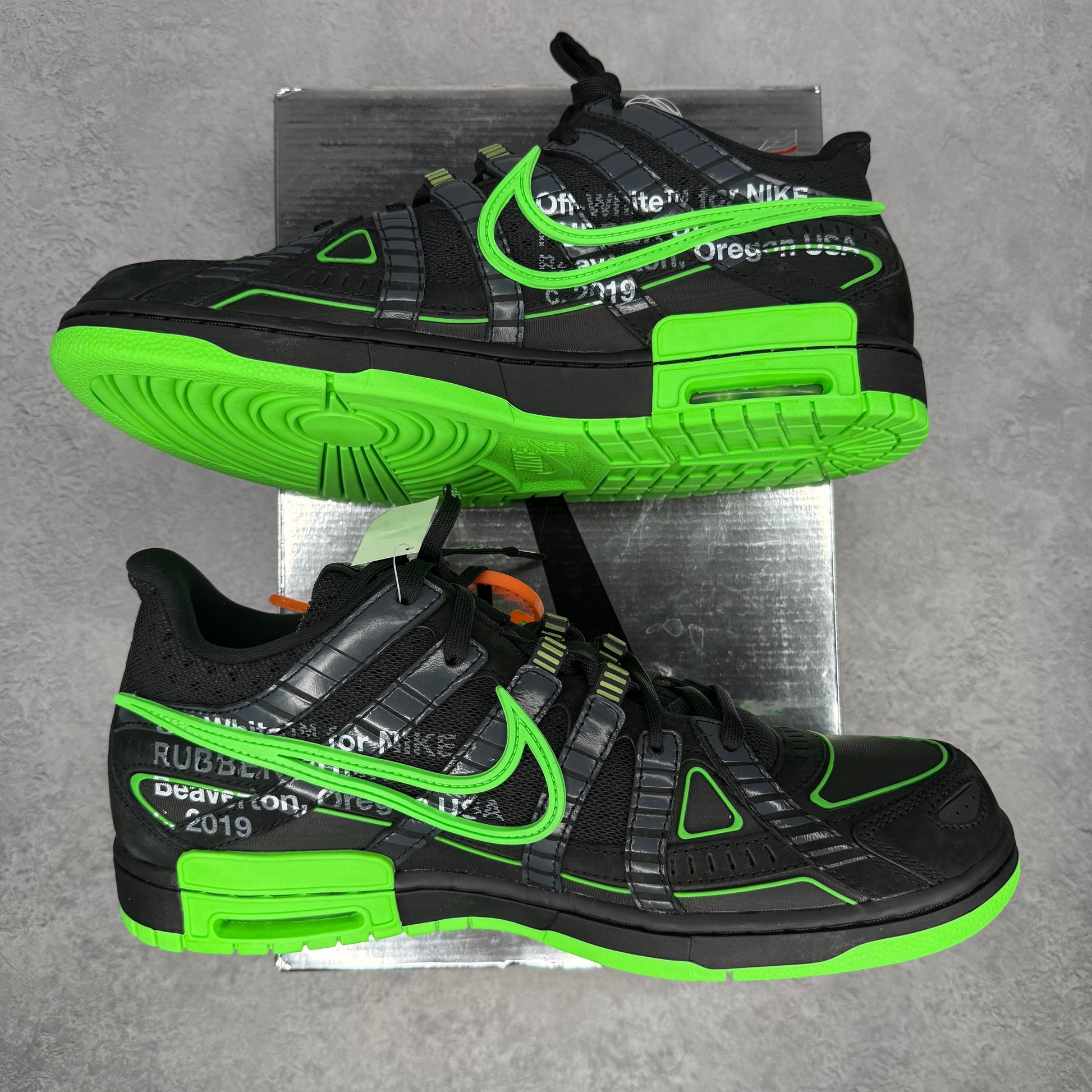 Nike Air Rubber Dunk Off-White Green Strike