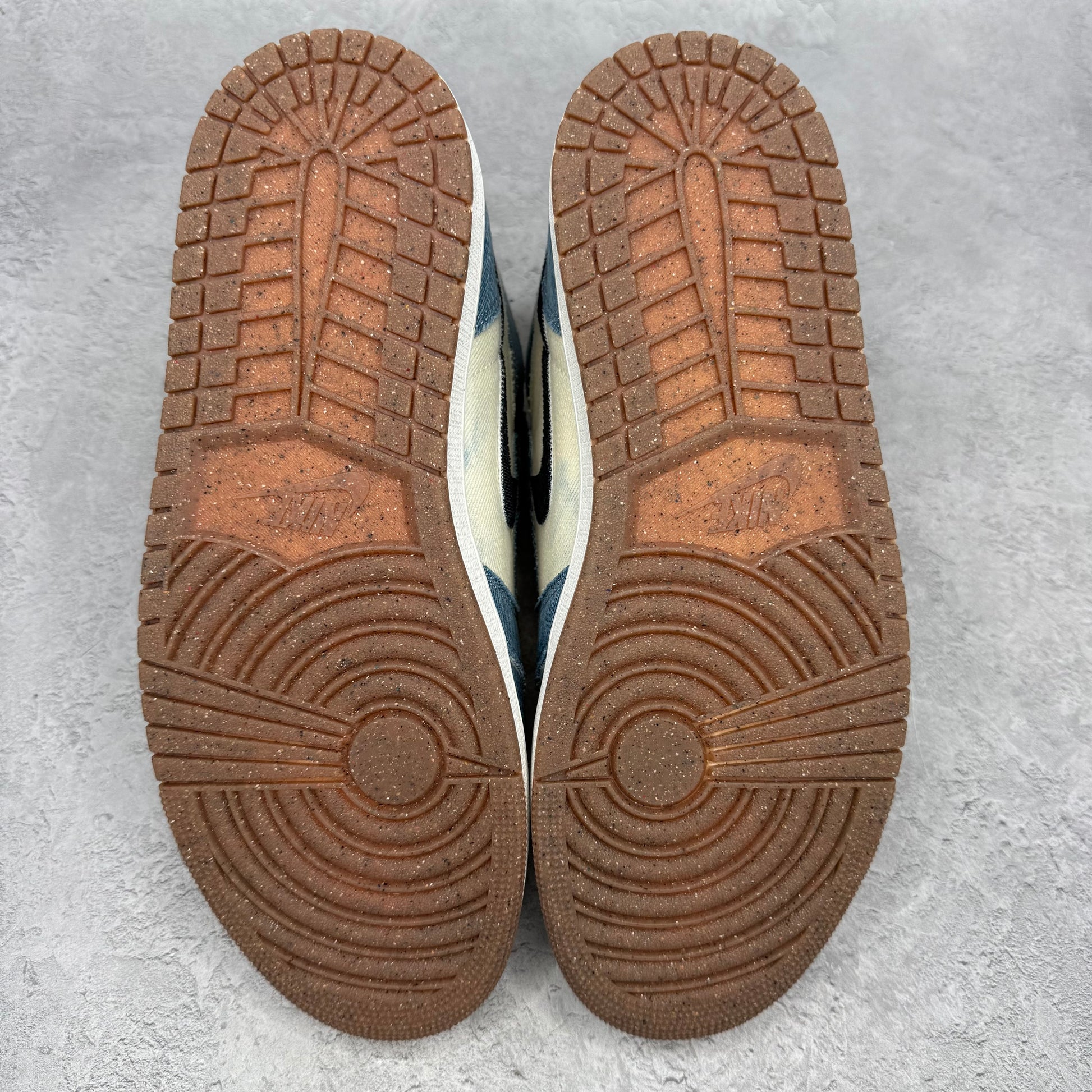 Jordan 1 Retro High OG Denim